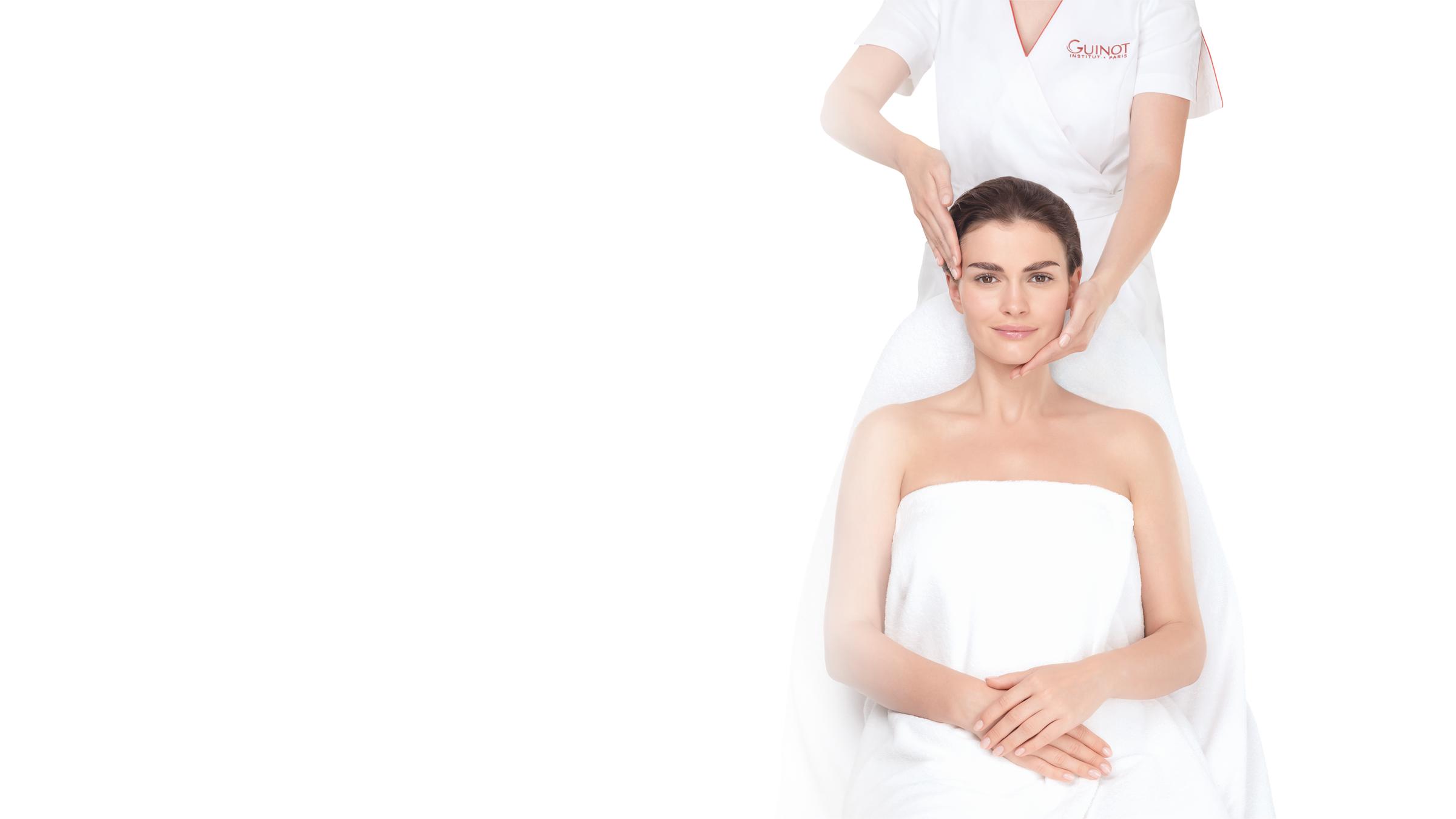 A calm treatment room at Natural Expressions